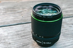 旅行に最適 PENTAX APS-C機の便利ズームレンズ DA 18-135mm F3.5-5.6ED AL[IF] DC WR