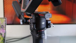 DJI RS 3 Proレビュー。コンボとの違いは？セットアップが圧倒的に楽に。 | Hep Hep!