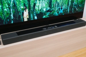 サウンドバーの最上位モデル「HT-A7000」レビュー（その１）インターフェースを確認、設置と接続・設定。バースピーカーの概念がひっくりかえる迫力と臨場感。 - ソニーが基本的に好き。|スマホタブレットからカメラまで情報満載